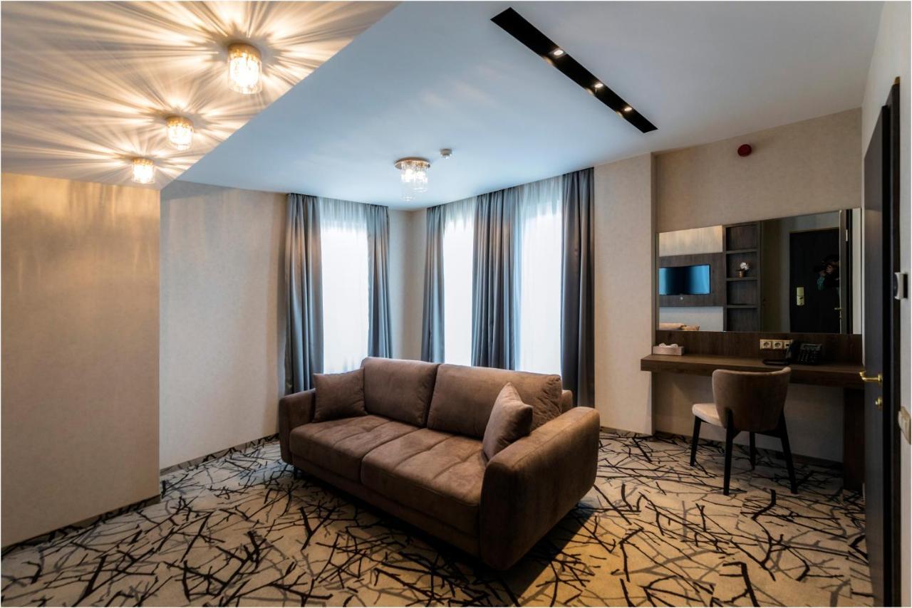 Hotel Szatmari & Etterem Jászberény Exteriér fotografie