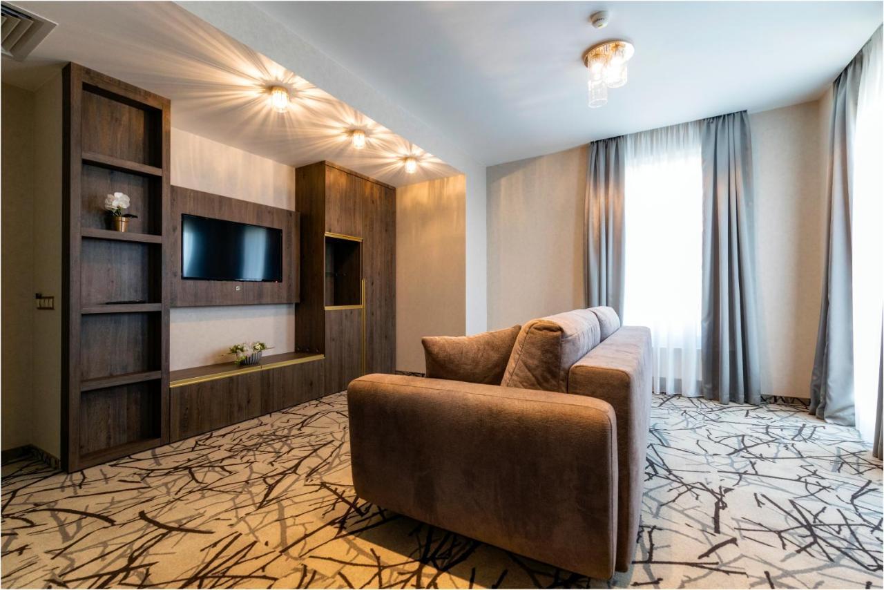 Hotel Szatmari & Etterem Jászberény Exteriér fotografie